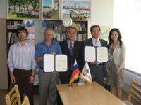 Подписание договора о сотрудничестве между ФТШ и KSA (Южная Корея), 2007 год
